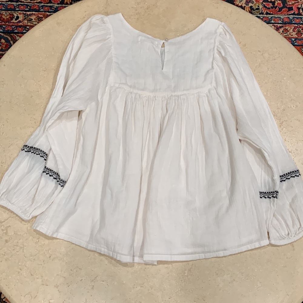 Velvet by Graham & Spencer White Peasant Blouse with Black Embroidery - Picture 3 of 3